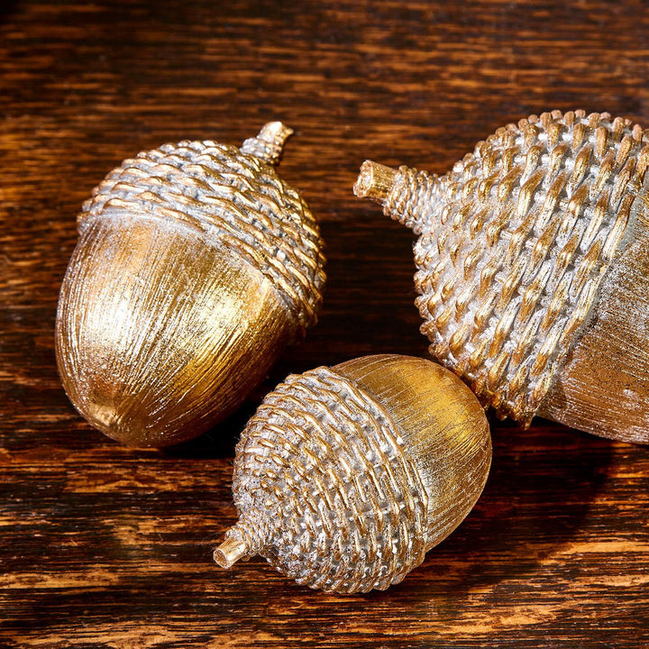 GOLD ACORN DECOR