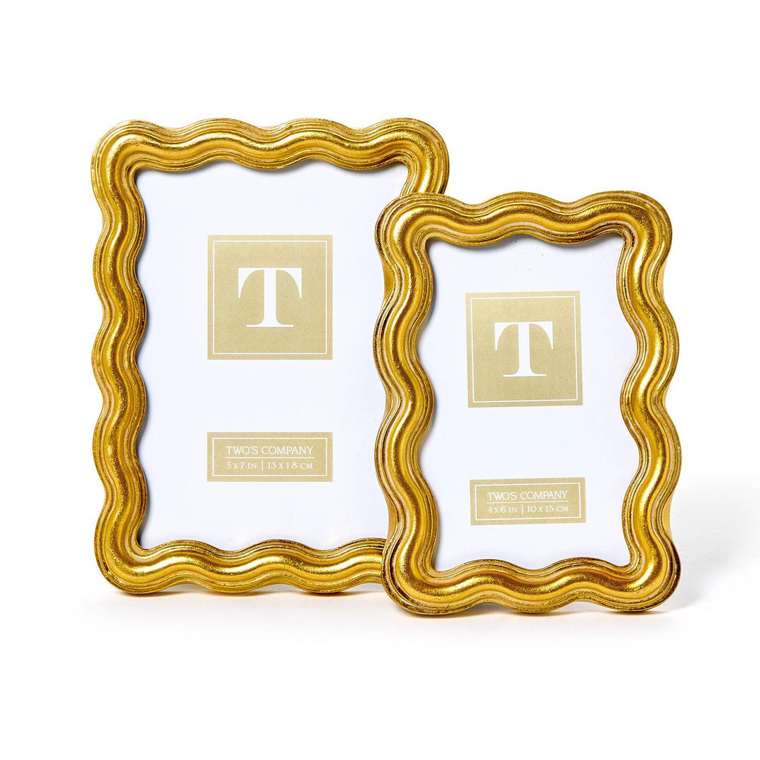 TRIPLE WAVE PICTURE FRAME