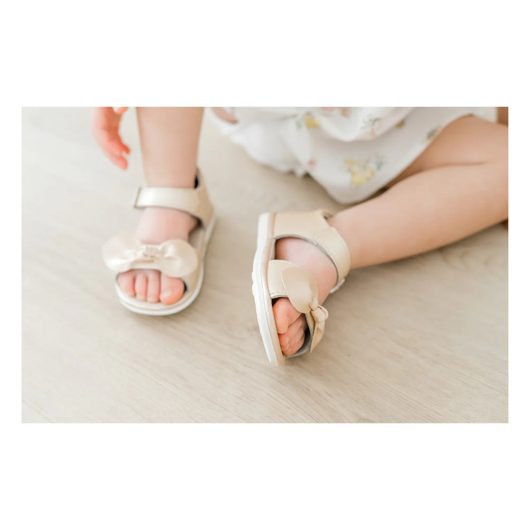 CHAMPAGNE JOLIE BOW SANDAL