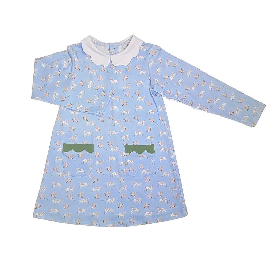 A feminine silhouette softens the classic sporting print, creating a charming dress for little girls who love the outdoors. with long sleeves and white ruffle collar