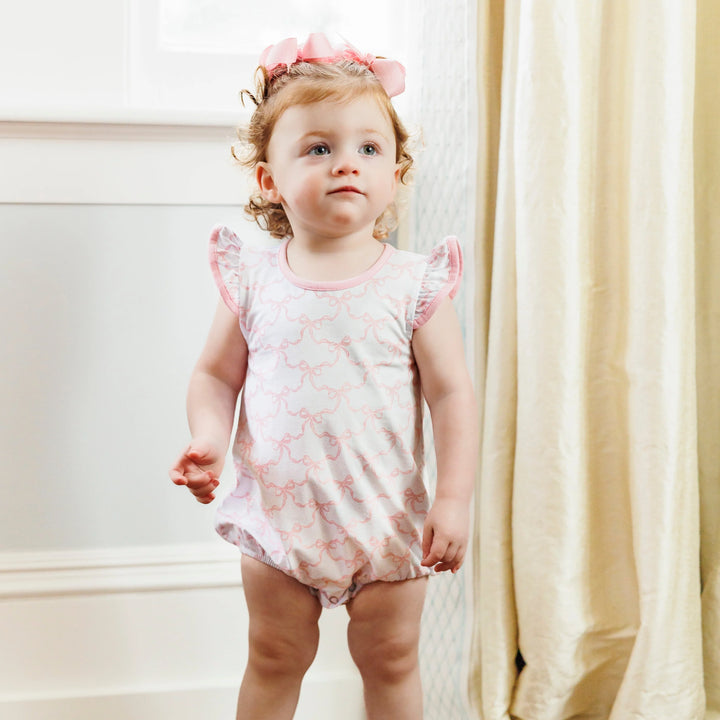 PINK TRELLIS BOW FLUTTER BUBBLE