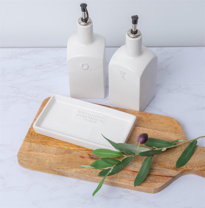 WHITE COTTAGE OIL & VINEGAR SET