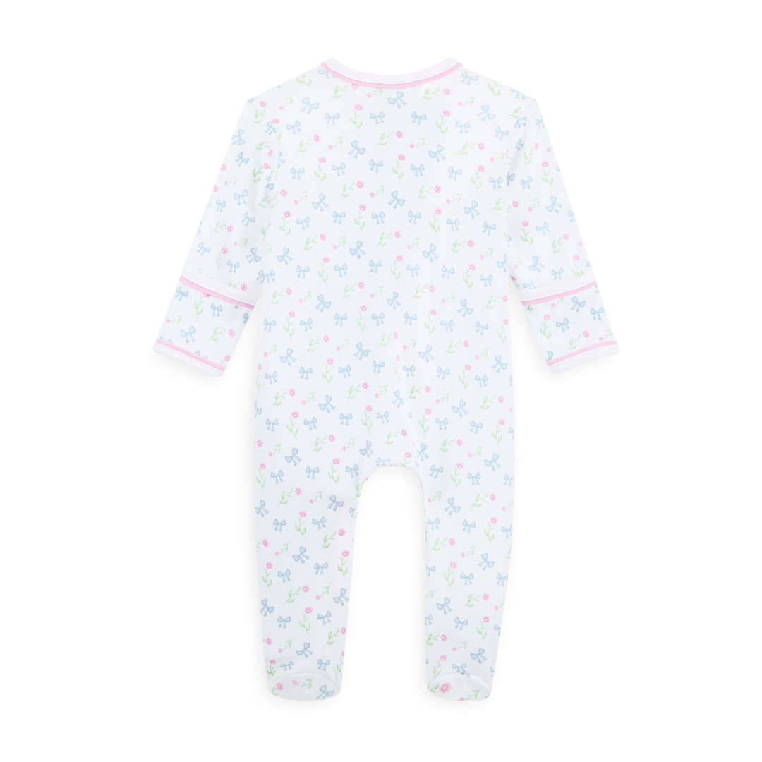 long sleeve footie with Allover pastel floral and bow print

Soft white cotton with sky blue, pink, and green accents