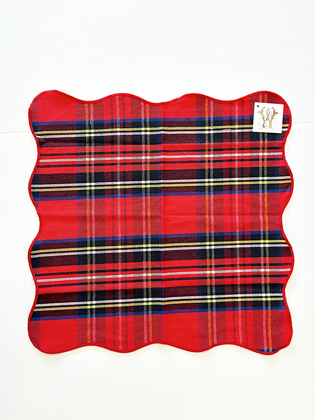Red Plaid Scalloped Napkin Set of 2 – Festive Holiday Cloth Napkins with Scalloped Edge | Walker Boutique
