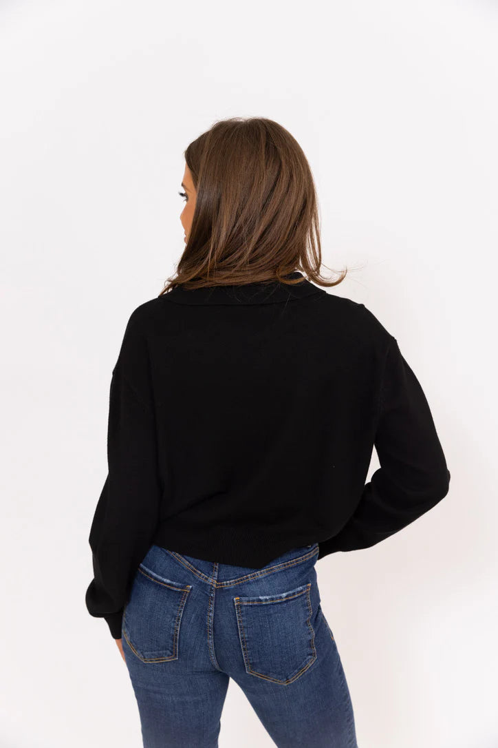 KARLIE: BLACK VNECK COLLAR SWEATER