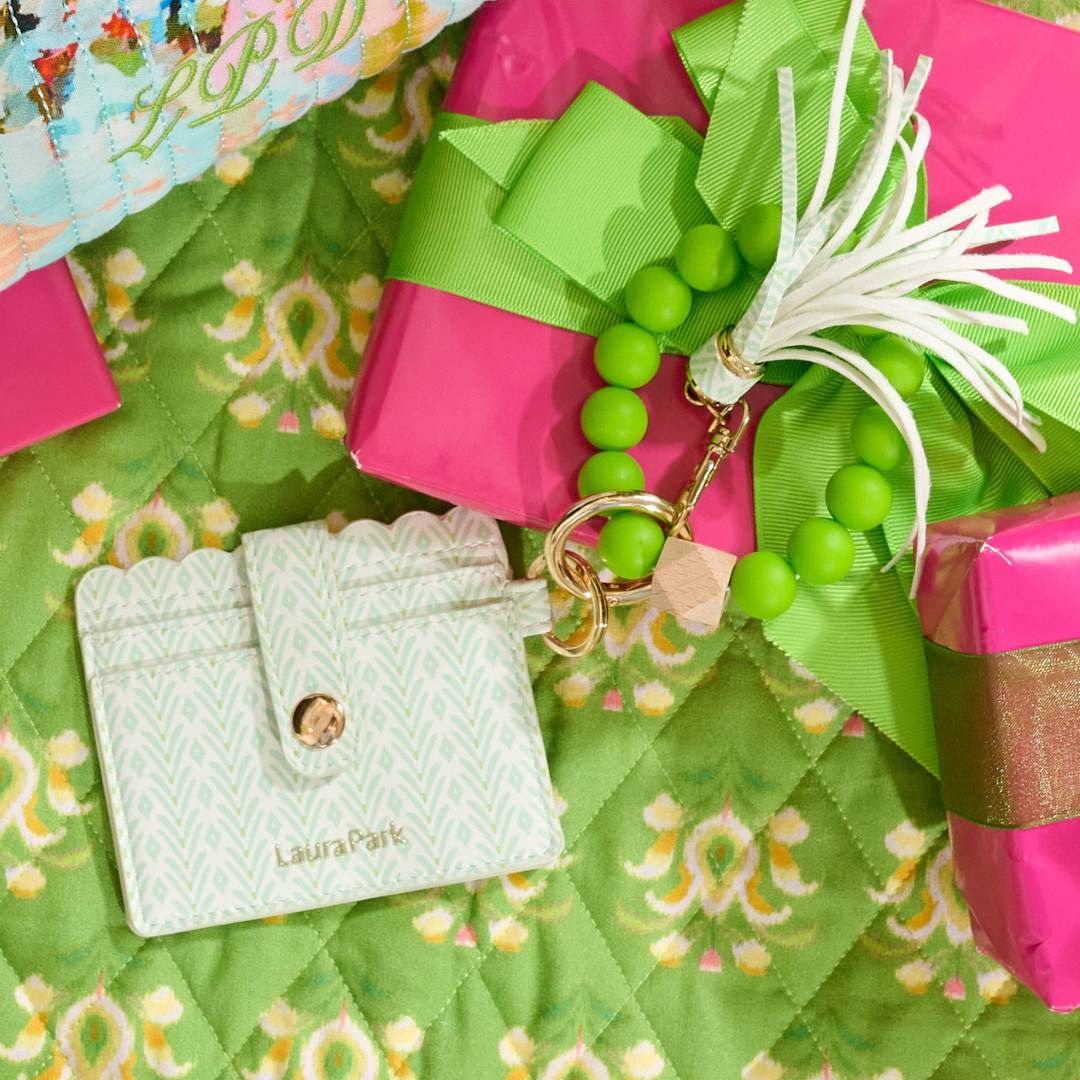 PETITE FROND MINT KEYCHAIN WRISTLET WALLET