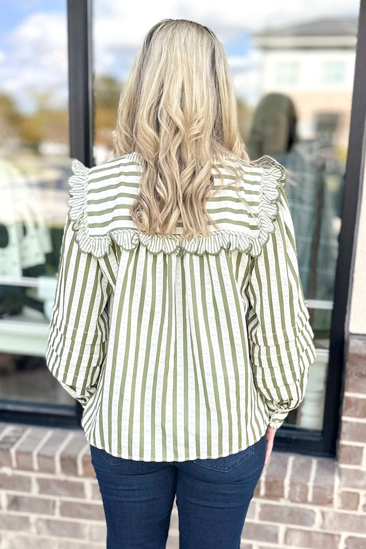 OLIVE STRIPE SCALLOP TRIM VNECK TOP