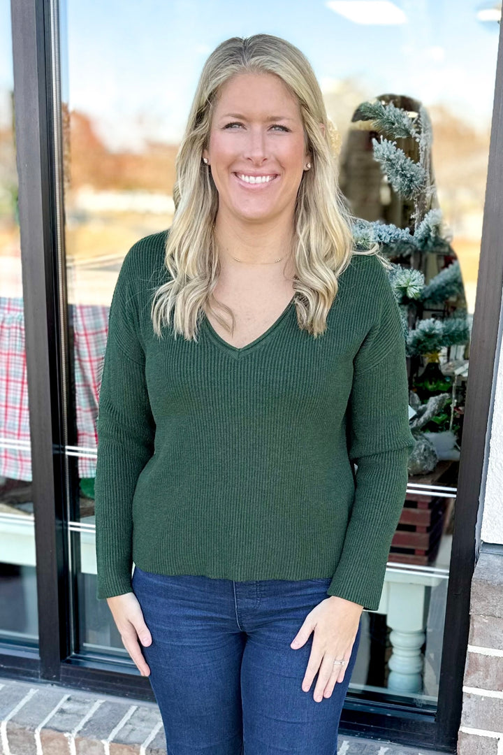 GREEN RIBBED VNECK SWEATER