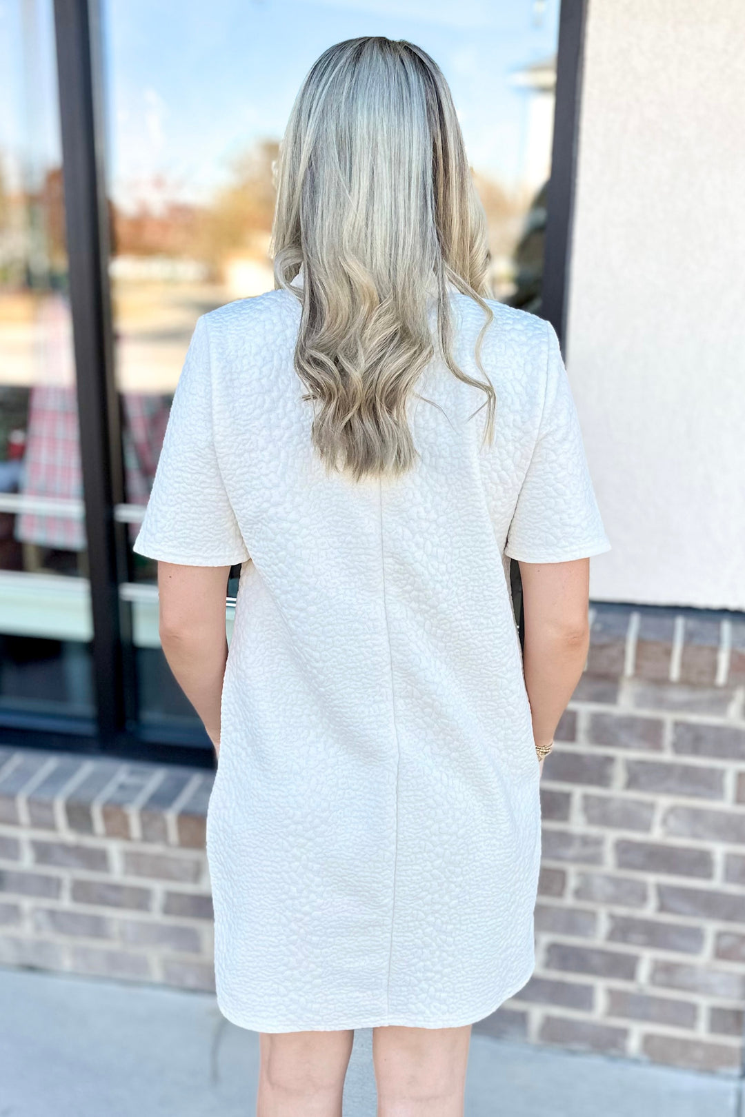 CREAM ANIMAL PRINT TEXTURED SHIFT DRESS