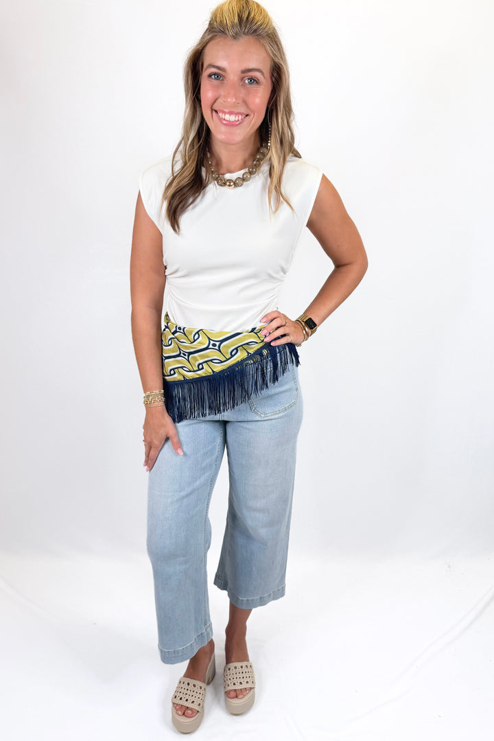 LIGHT WASH HIGH RISE WIDE LEG JEANS