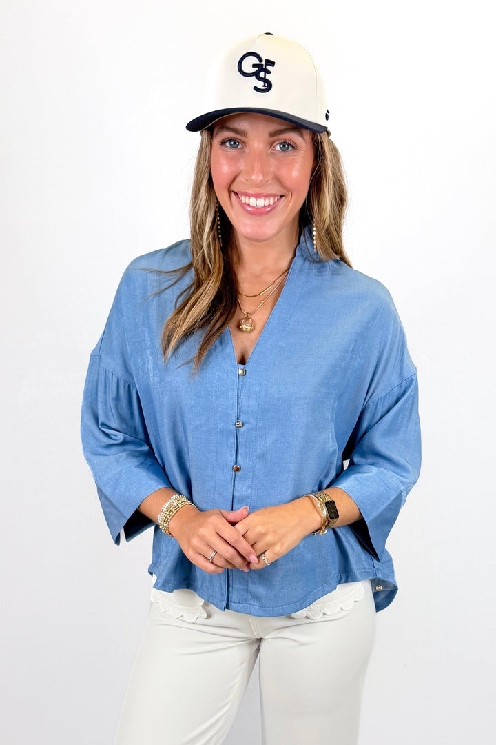BLUE BUTTON WIDE SLEEVE TOP