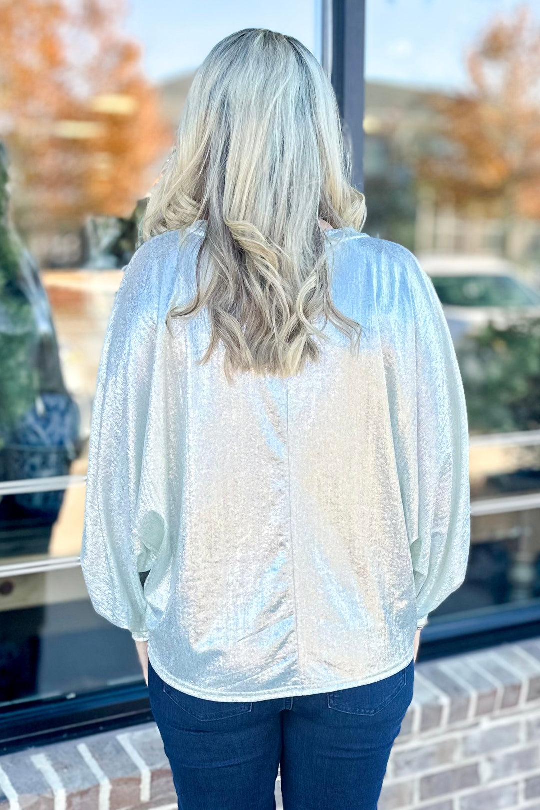 SILVER METALLIC DOLMAN SLEEVE TOP