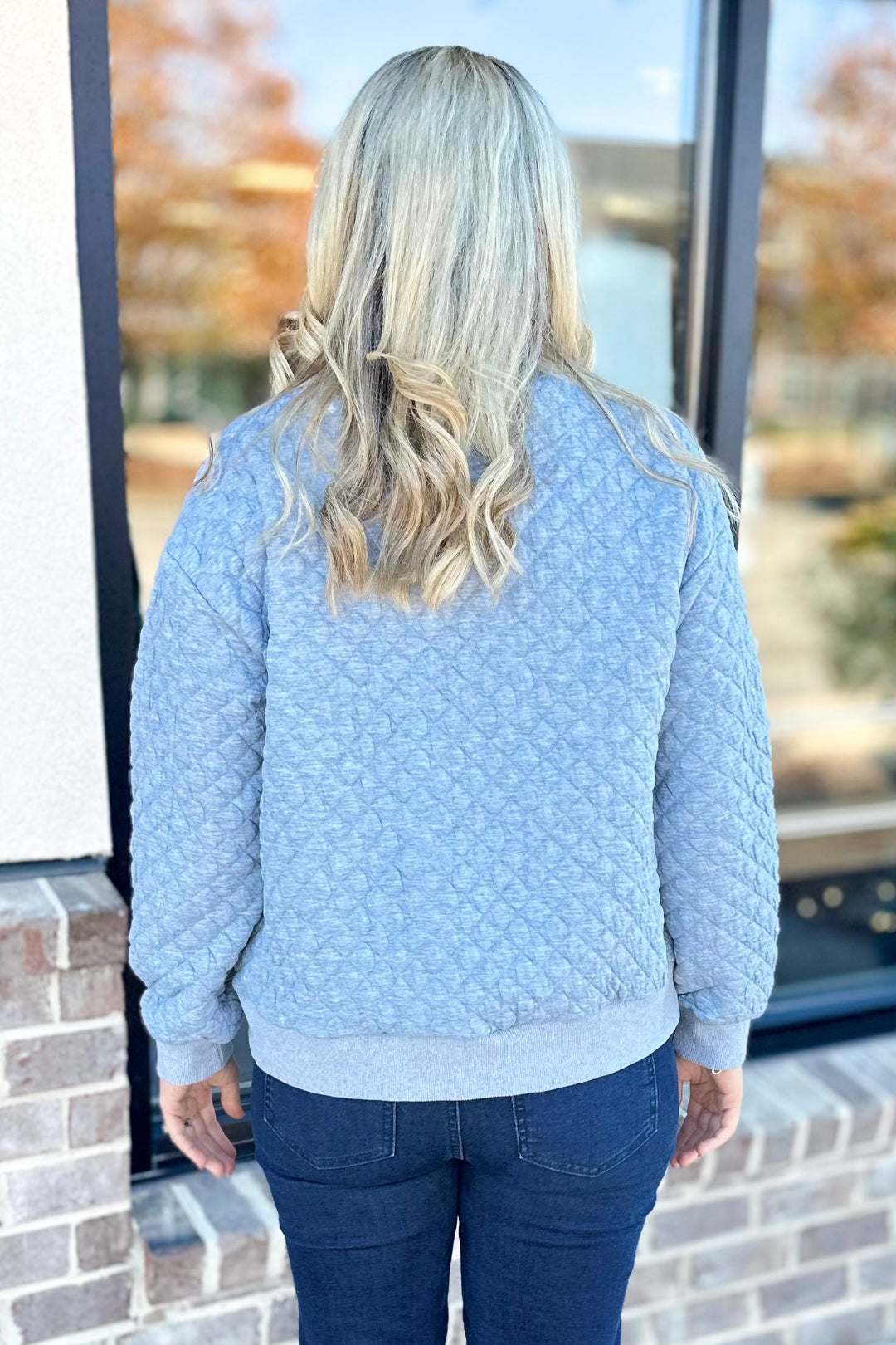 GREY QUILTED PULLOVER SWEATER