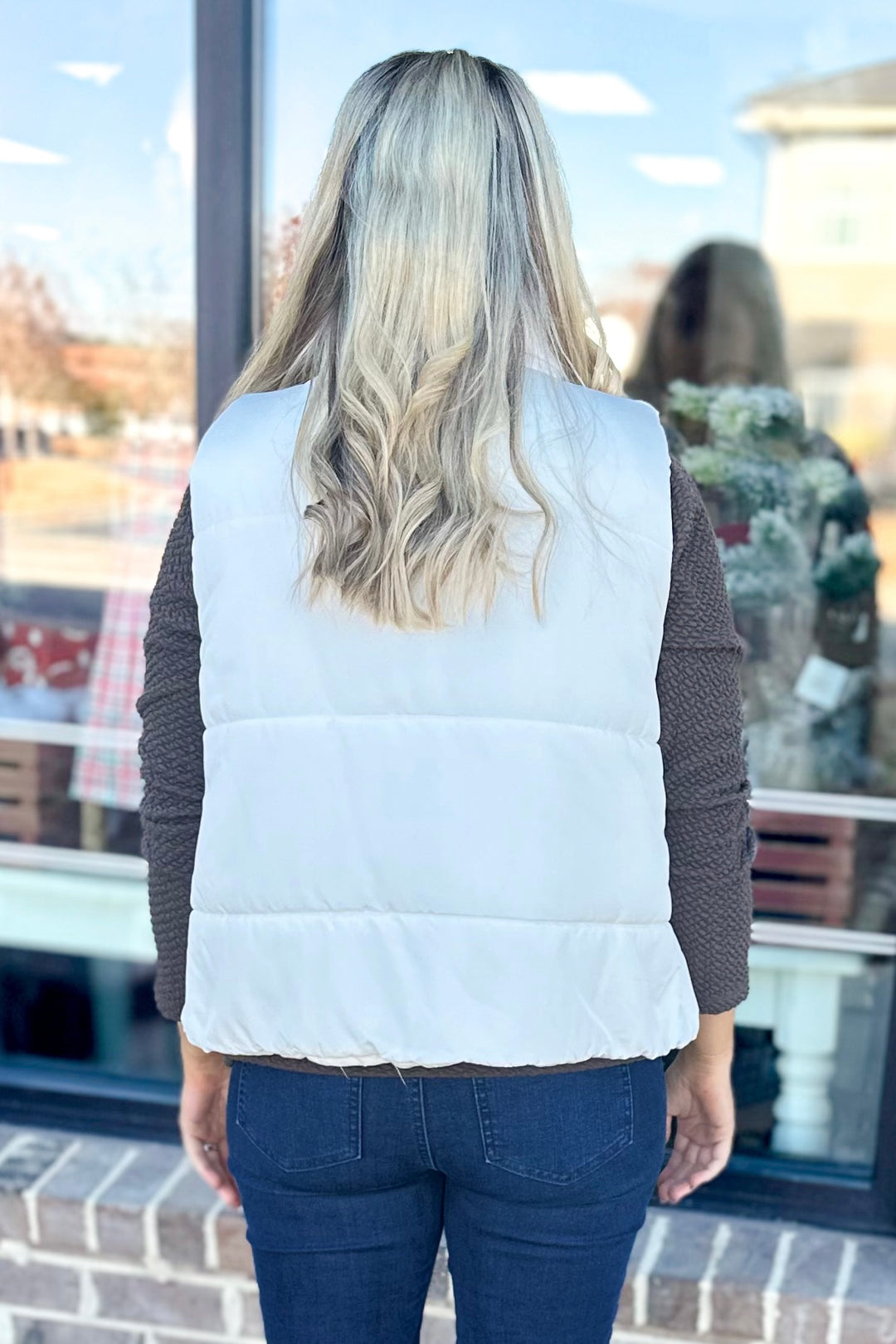 IVORY PUFFER VEST