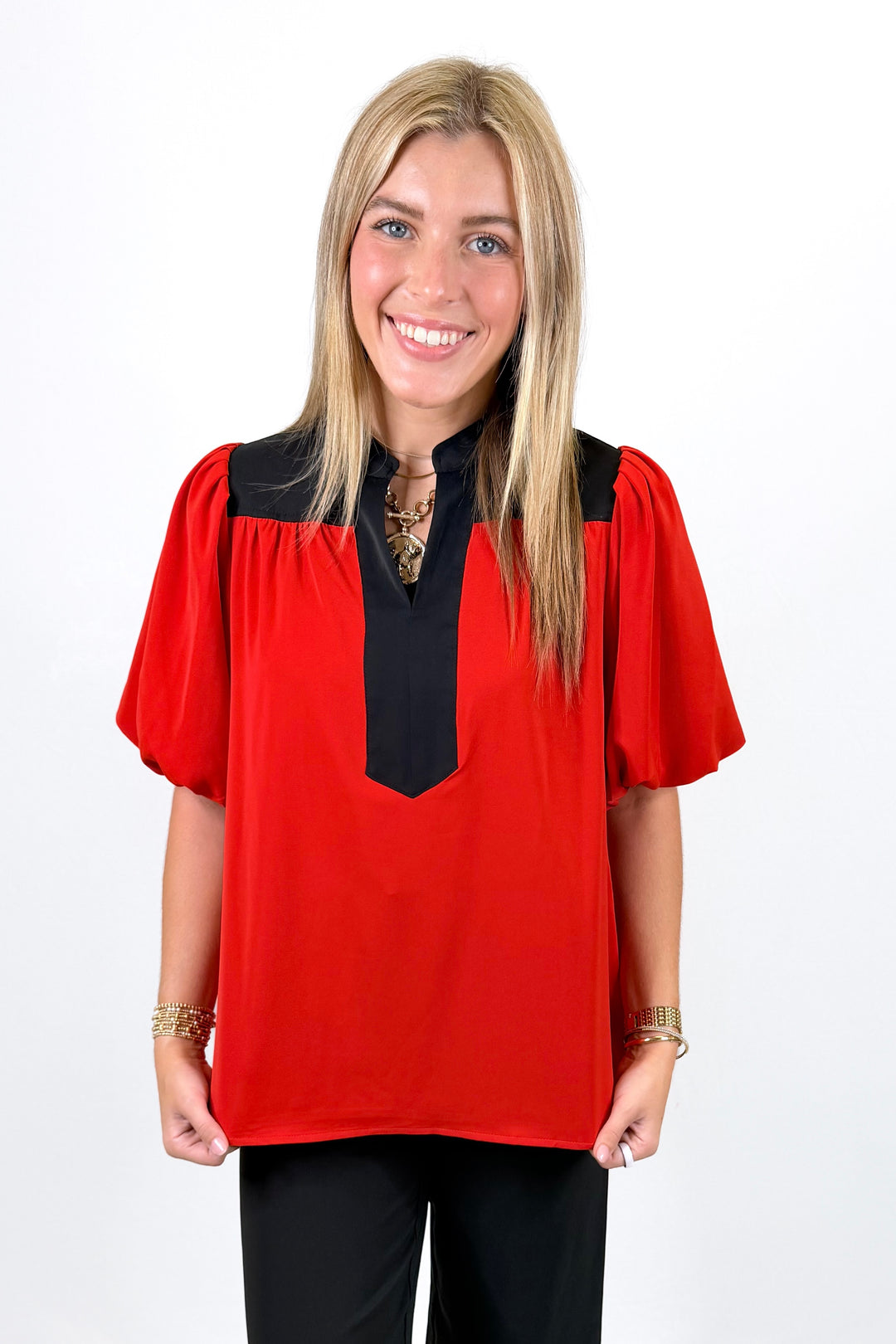 RED & BLACK EDGE VNECK TOP