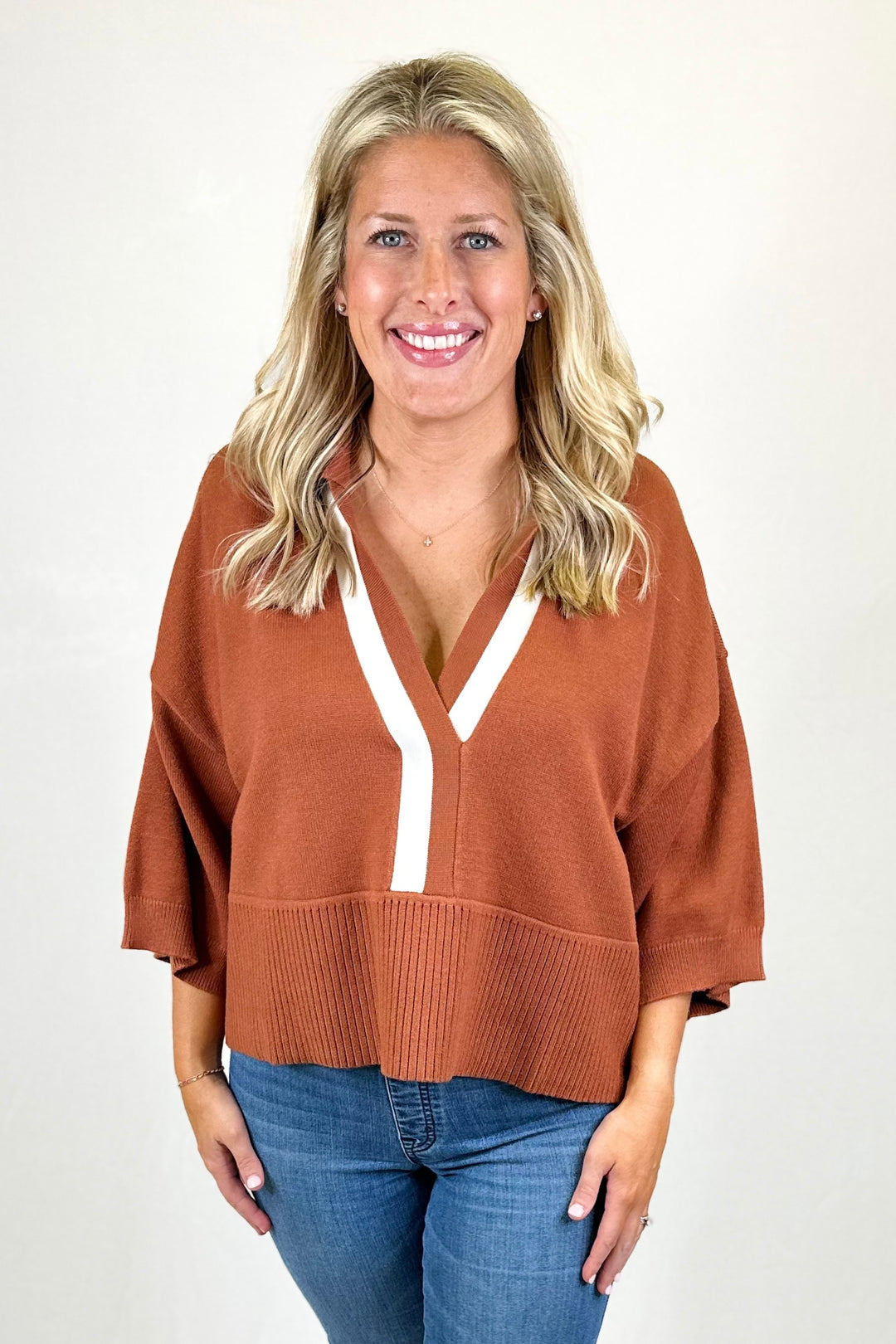 BROWN VNECK COLLAR STRIPE TRIM SWEATER