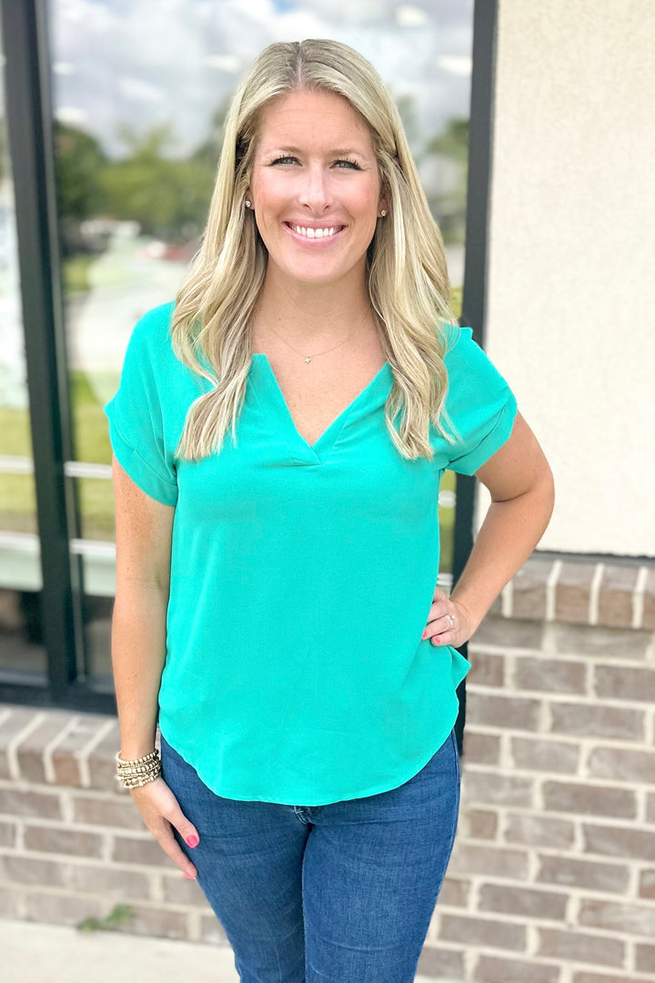 EMERALD SPLIT NECK TOP