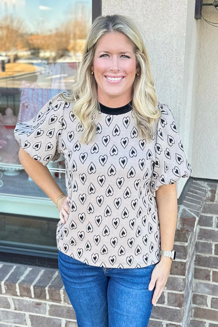 TAUPE & BLACK HEART PUFF SLEEVE TOP