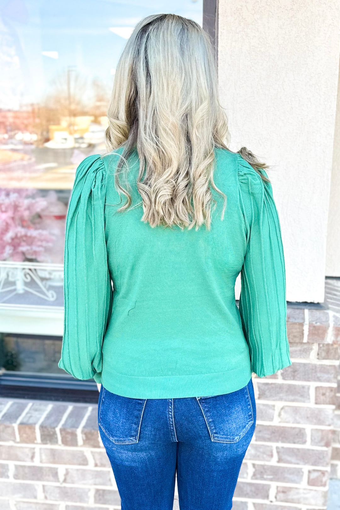 GREEN PLEATED BUBBLE SLEEVE SWEATER