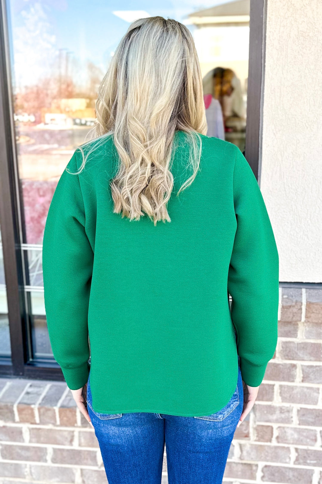 GREEN SCUBA CURVED HEM TOP