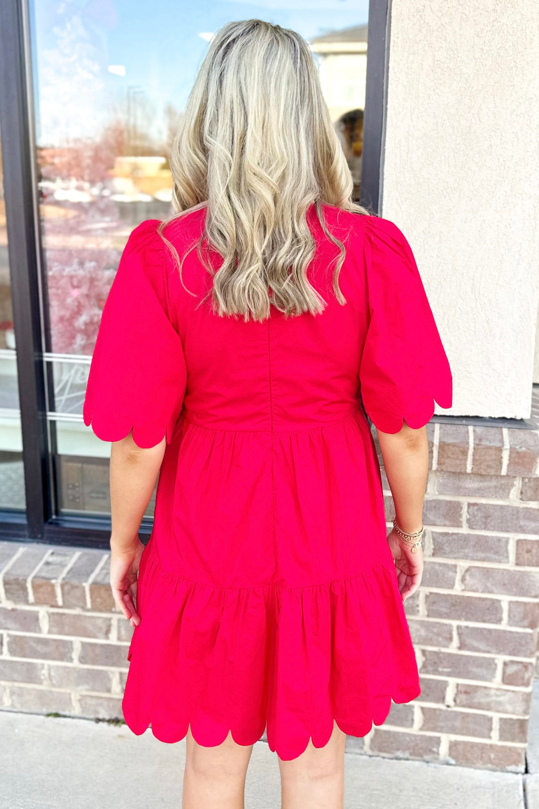 RED SCALLOP SLEEVE TIERED DRESS