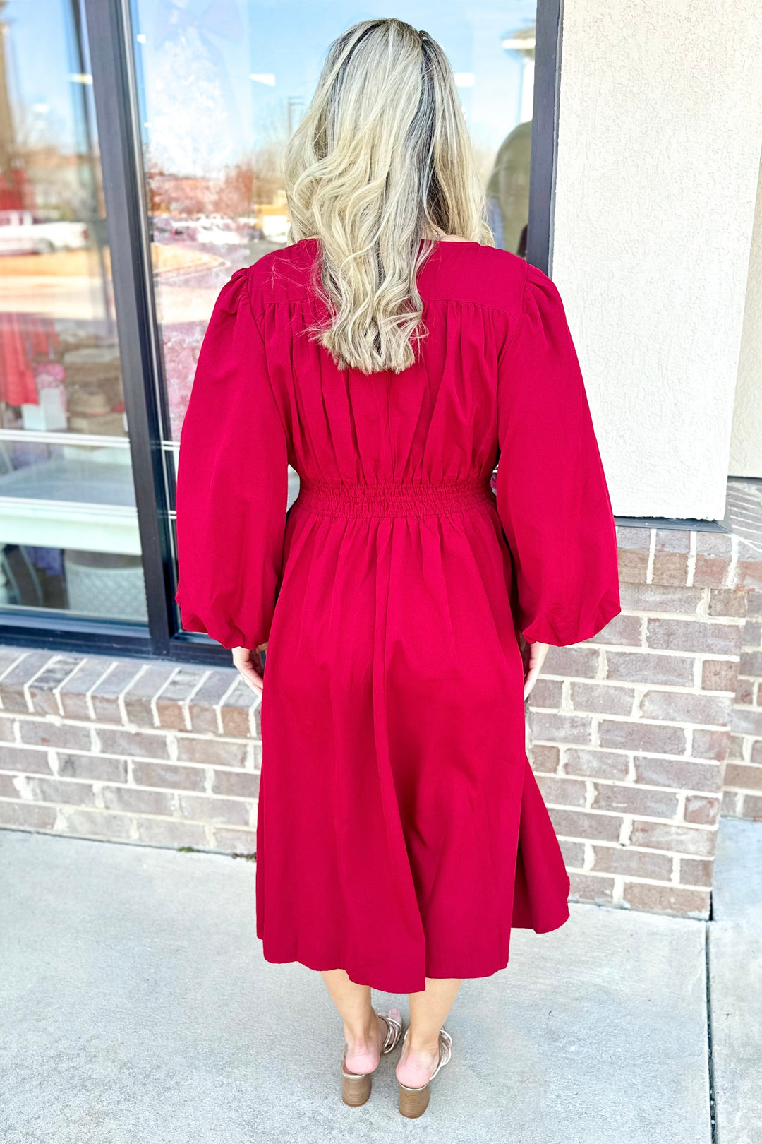 BURGUNDY VNECK LONG SLEEVE MIDI DRESS