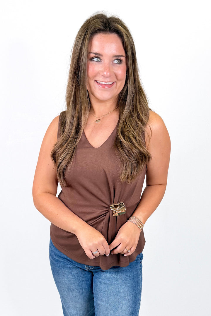 BROWN GOLD DETAIL GATHERED SIDE SLEEVLESS TOP