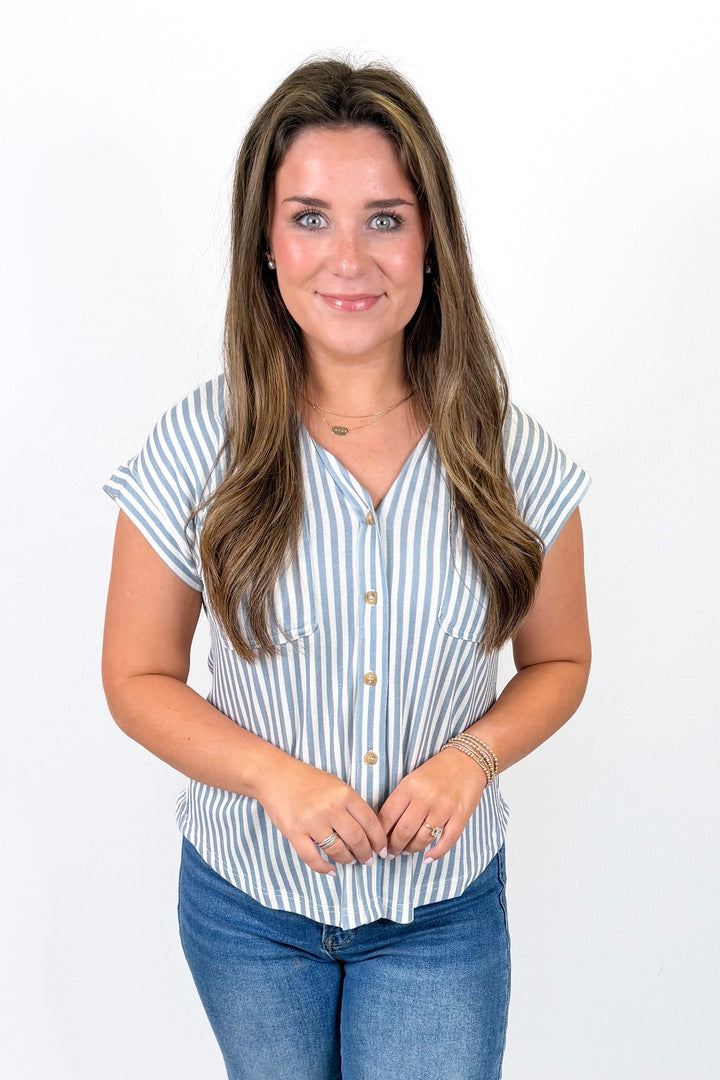 BLUE STRIPE BUTTON DOWN TOP
