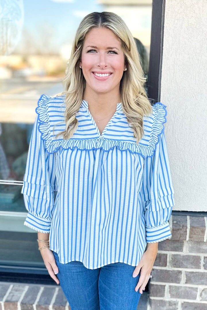 BLUE STRIPE SCALLOP TRIM TOP