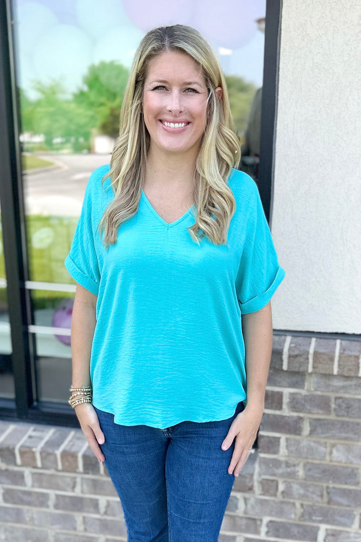 AQUA VNECK SHORT SLEEVE TOP