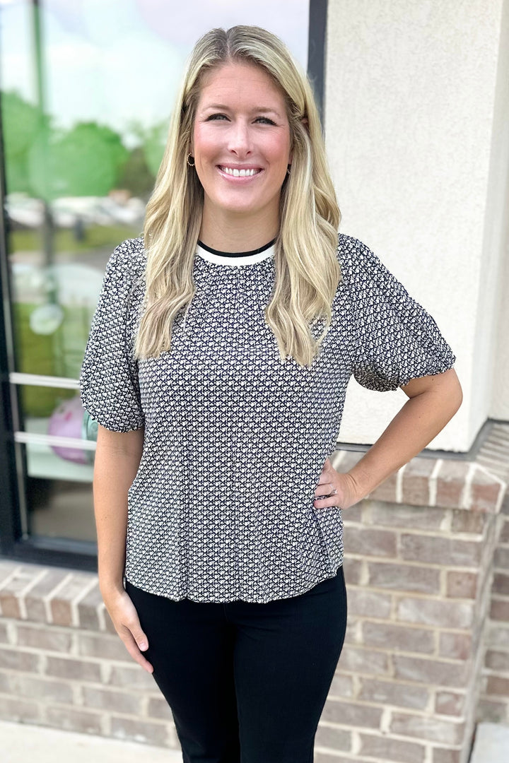 BLACK & CREAM CONTRAST STRIPE NECKLINE TOP