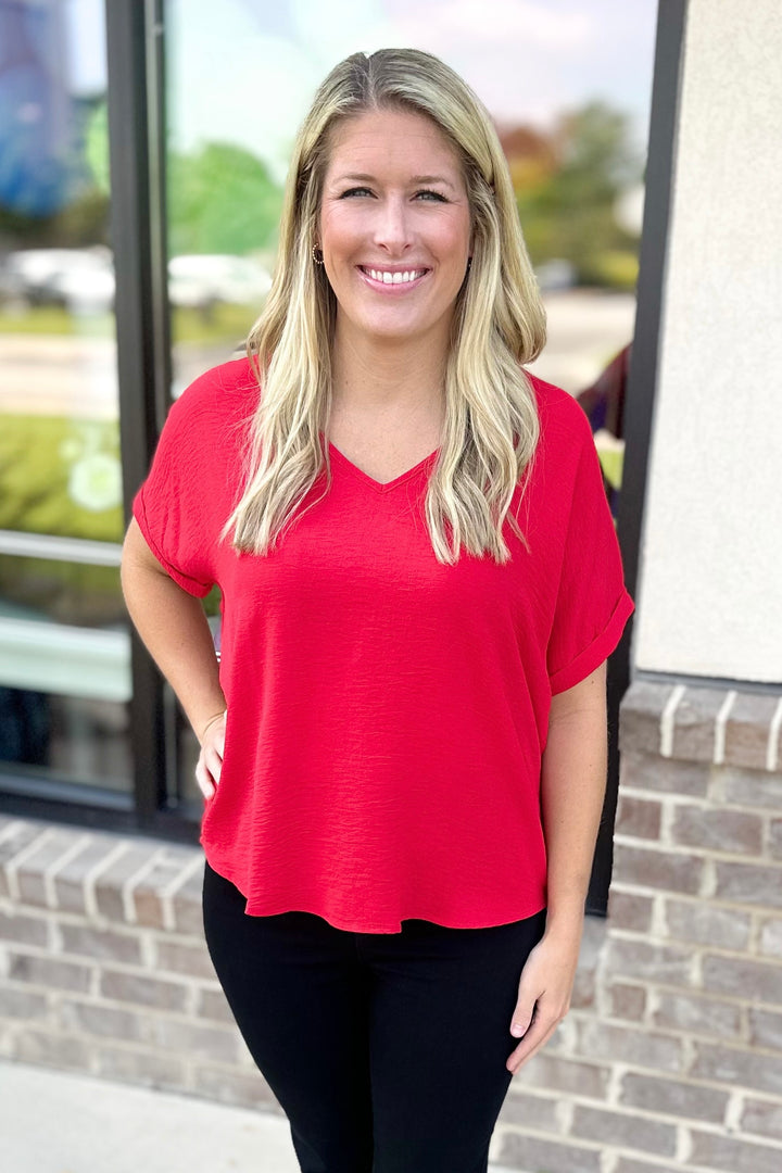 RED VNECK SHORT SLEEVE TOP