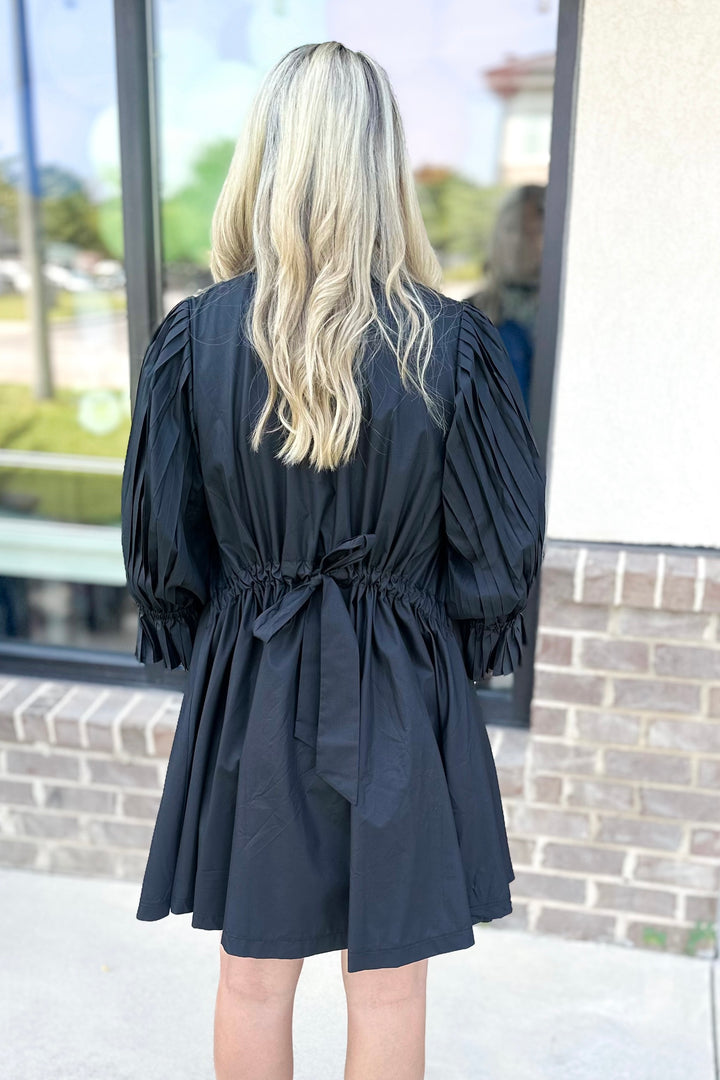 BLACK HALF PLEATED SLEEVE TIE BACK DRESS