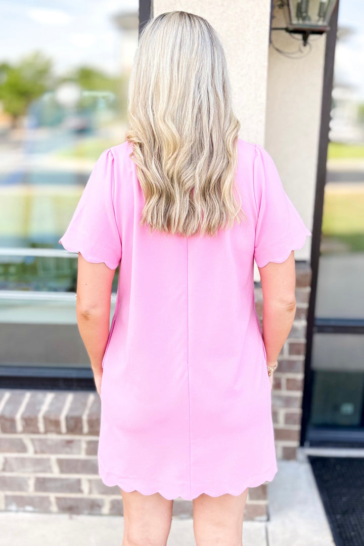PINK BOW SCALLOP EDGE SHIFT DRESS