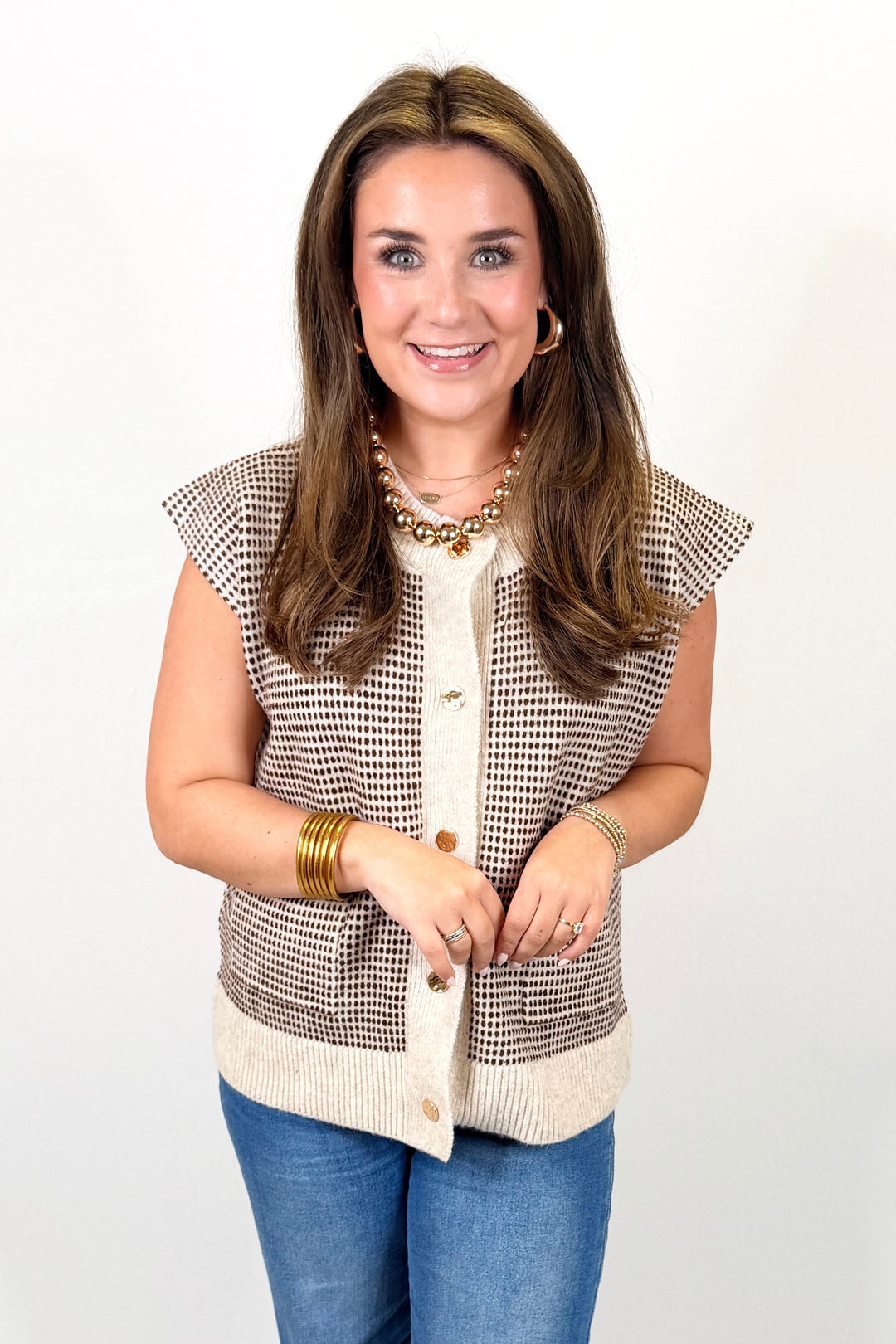 BROWN & CREAM DOTTED BUTTON SLEEVELESS SWEATER