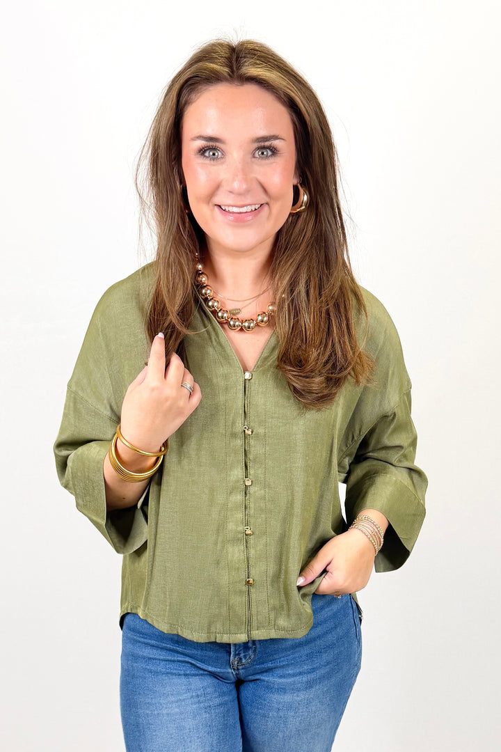 OLIVE BUTTON WIDE SLEEVE TOP