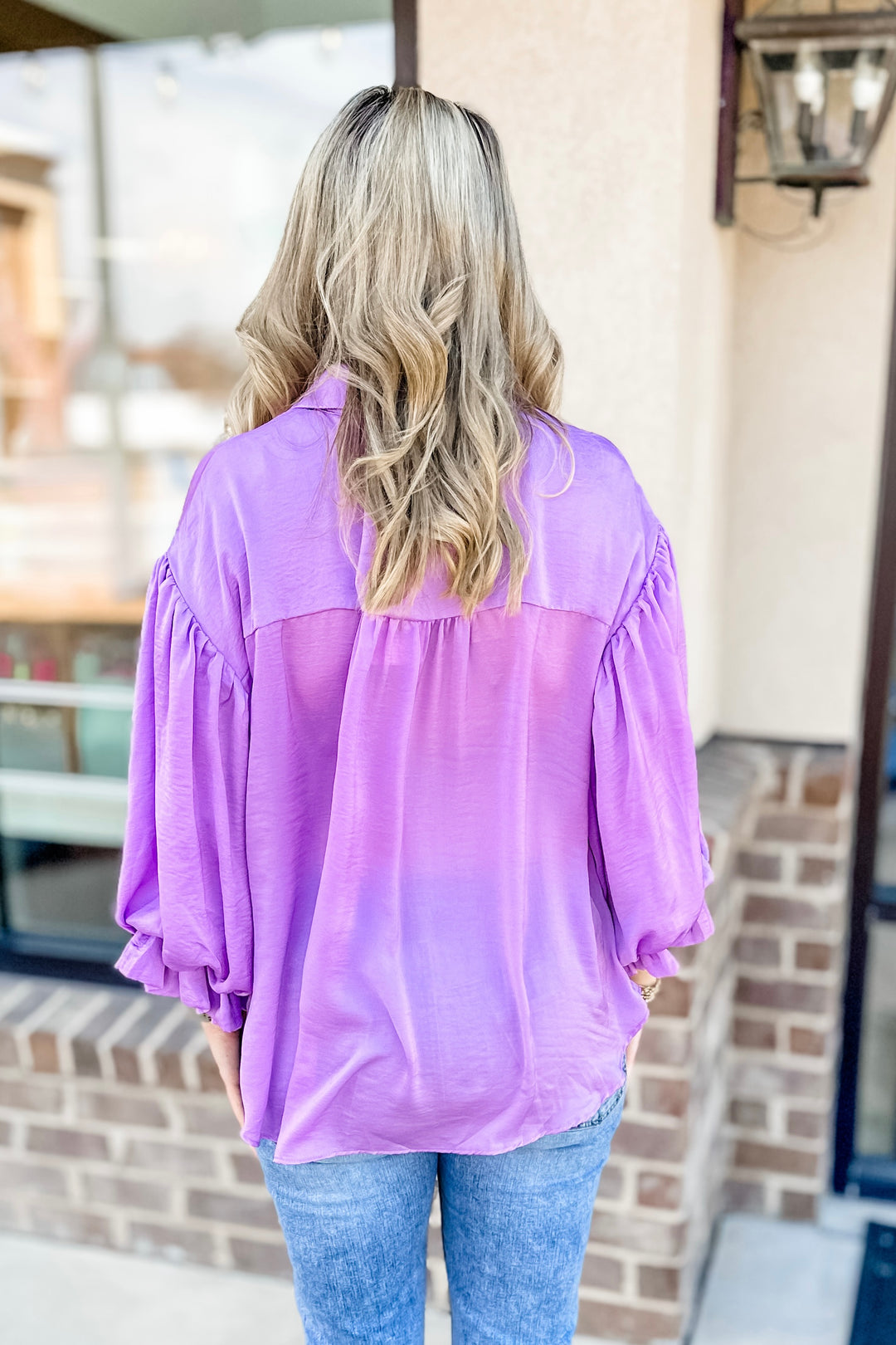 LAVENDER BUTTON 3/4 PUFF SLEEVE TOP