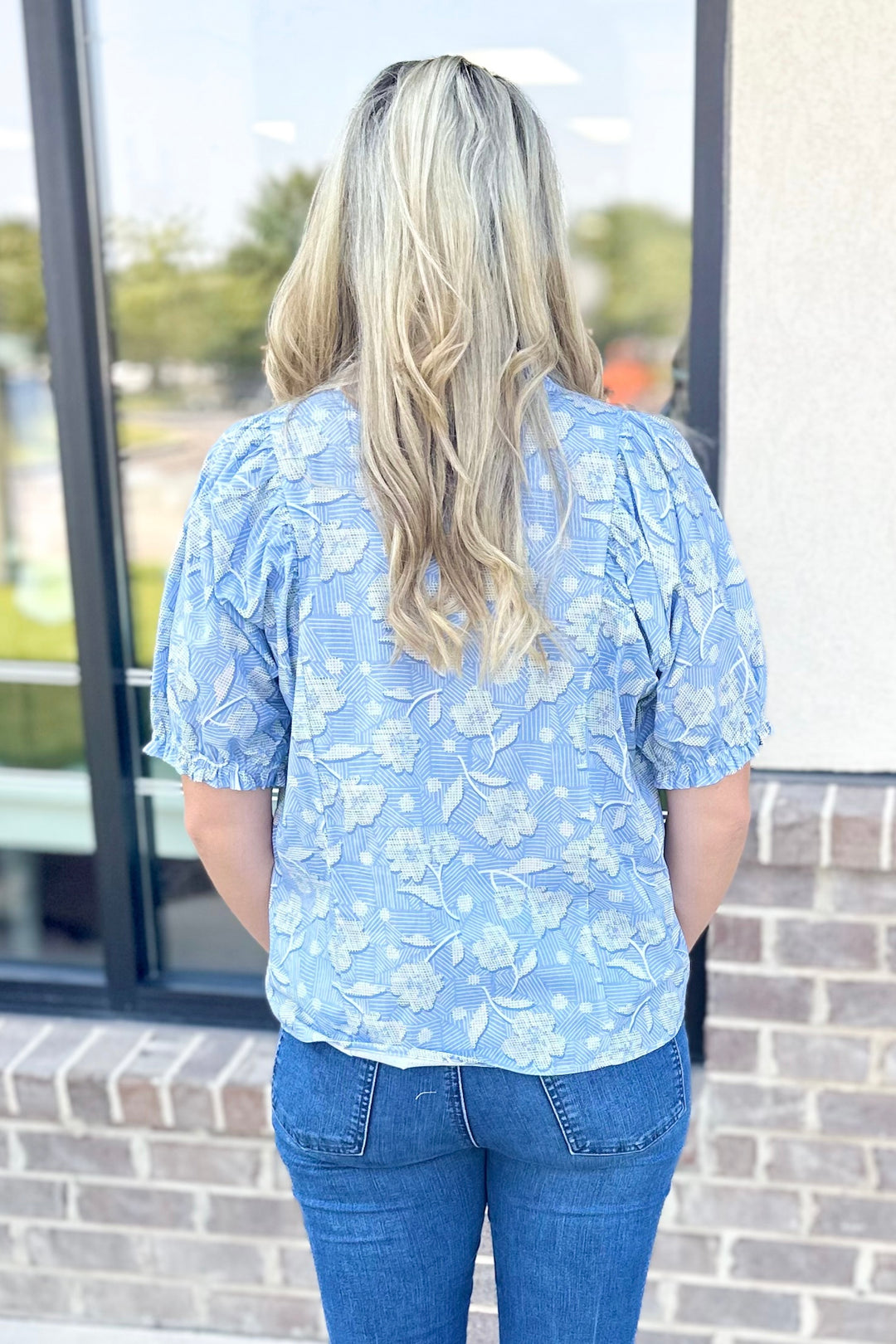 BLUE GEO FLORAL PUFF SLEEVE TOP