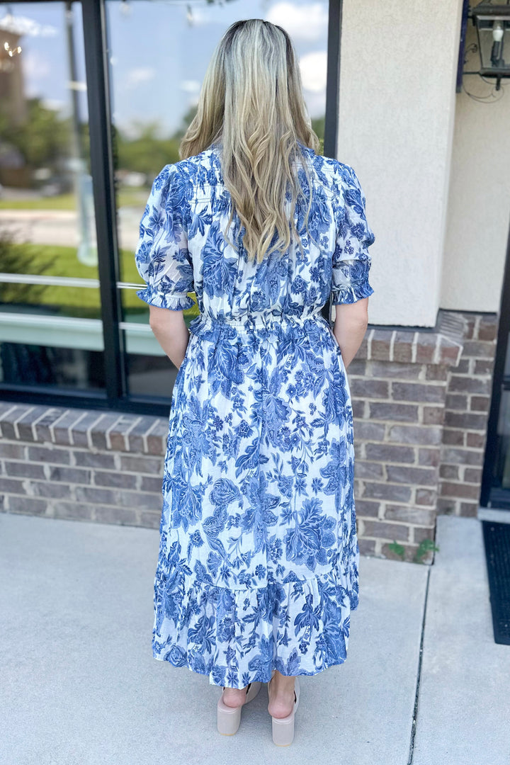 BLUE FLORAL SMOCKED MIDI DRESS