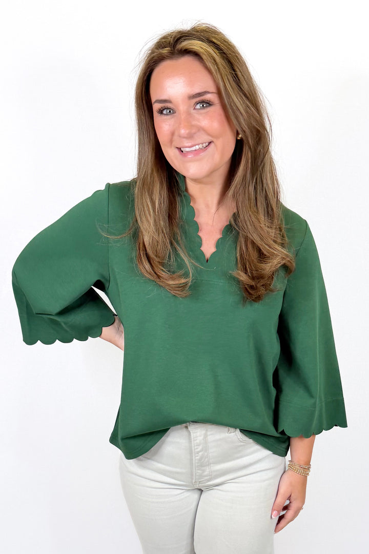 OLIVE SCALLOP VNECK COLLAR TOP