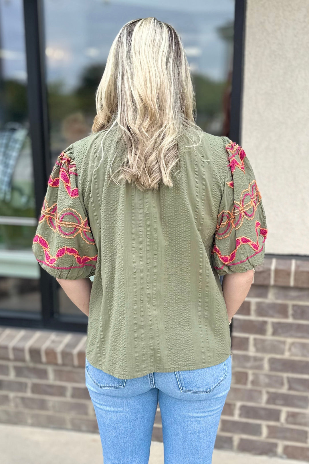 OLIVE SEERSUCKER TEXTURE EMBROIDERED SLEEVE TOP