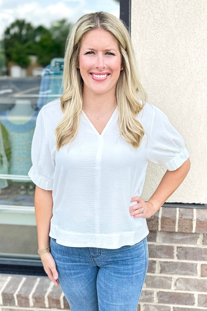 WHITE VNECK COLLAR TUNIC TOP