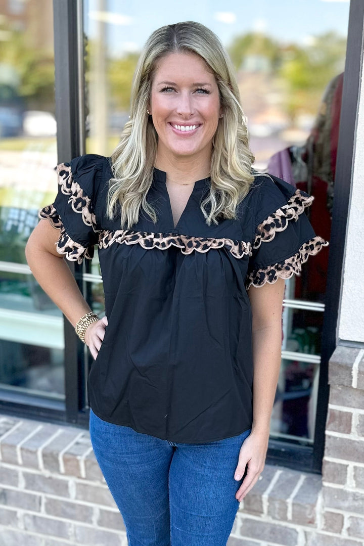 BLACK LEOPARD SCALLOP DETAIL TOP