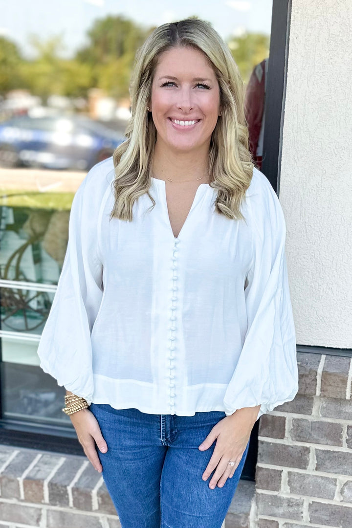 WHITE BUTTON 3/4 PUFF SLEEVE TOP