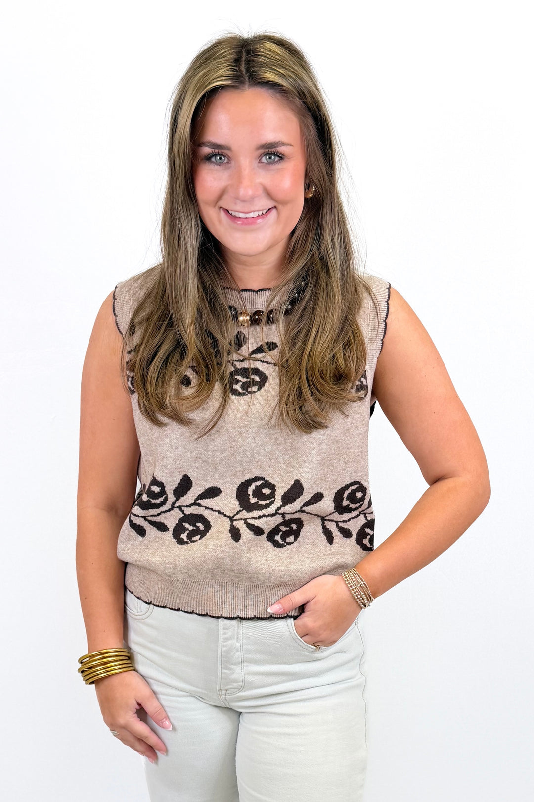 NATURAL FLORAL SWEATER VEST