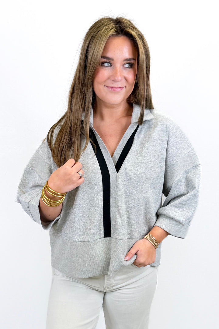GREY CONTRAST STRIPE COLLAR VNECK SWEATER