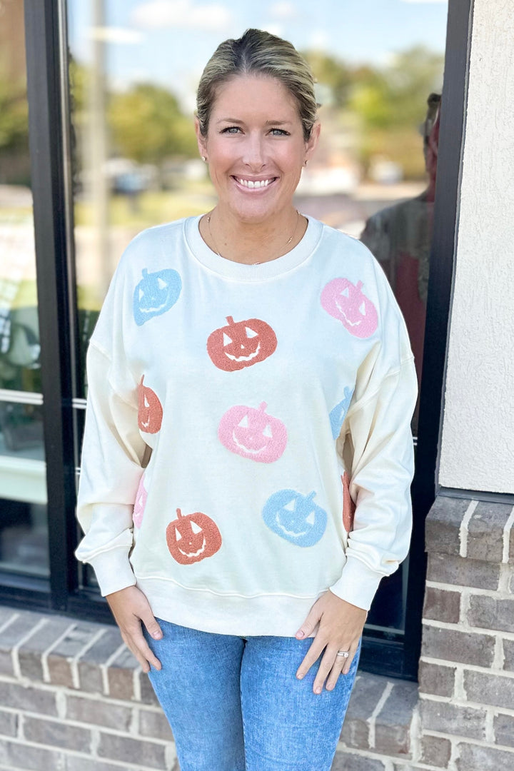 CREAM MULTI JACK-O-LANTERN PATCH SWEATSHIRT