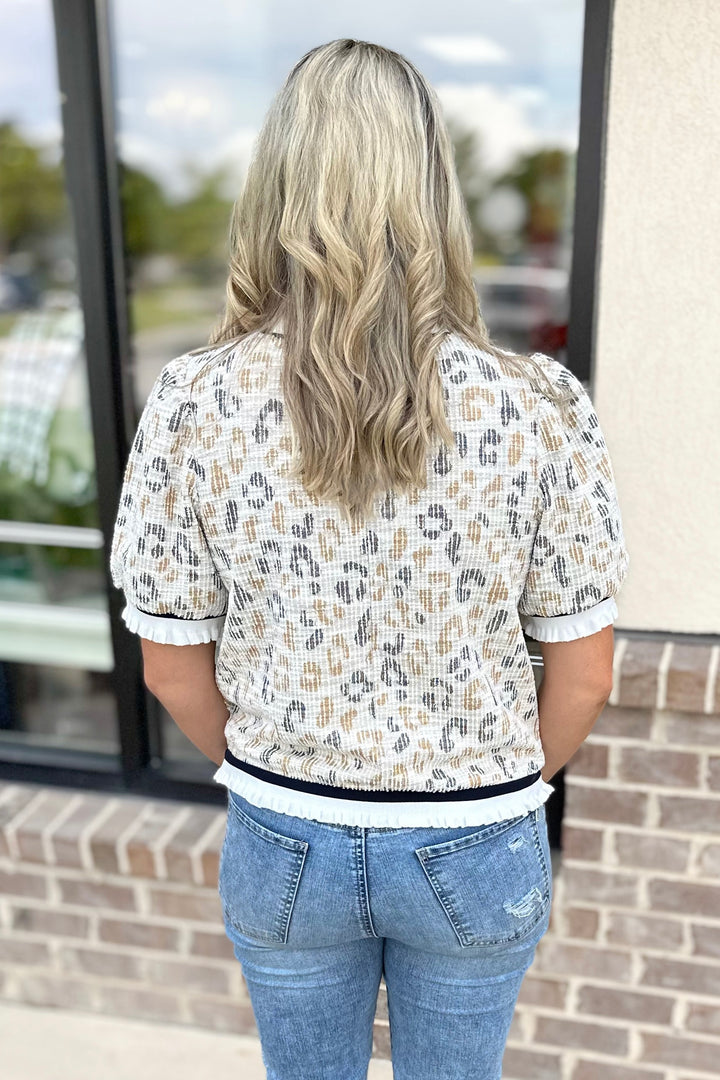 NAVY & MUSTARD LEOPARD TEXTURED SHORT SLEEVE TOP