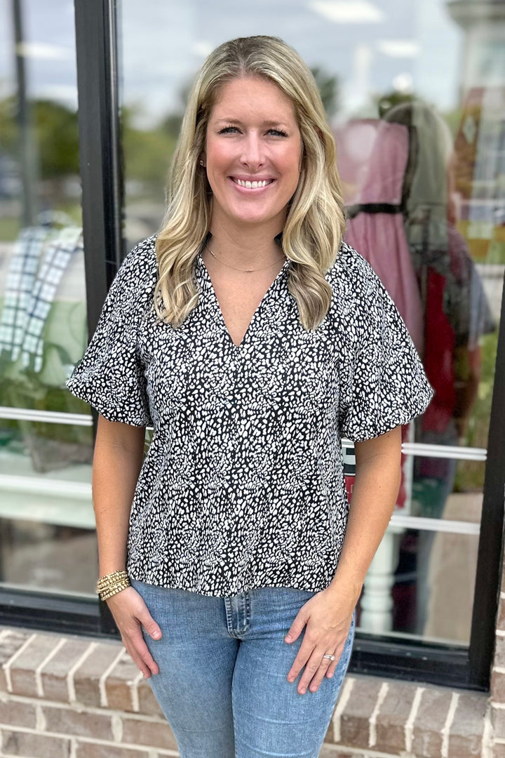 BLACK & WHITE LEOPARD SPOTTED TOP