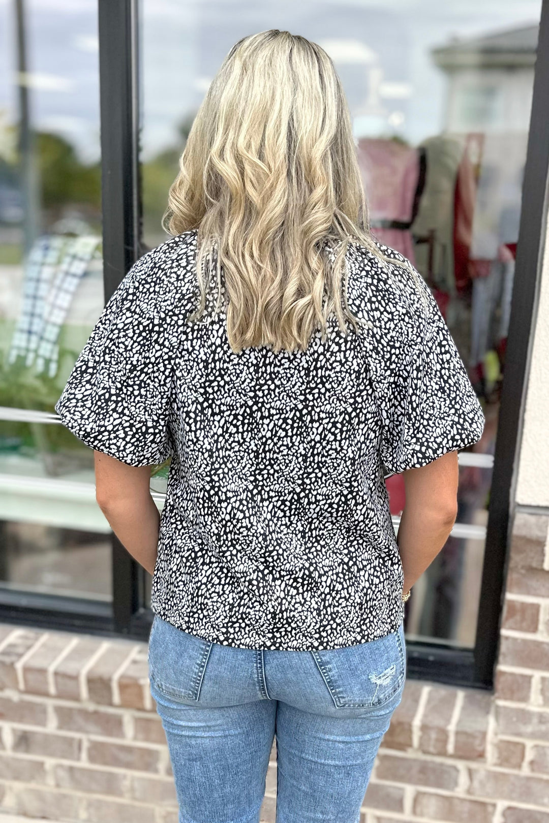 BLACK & WHITE LEOPARD SPOTTED TOP